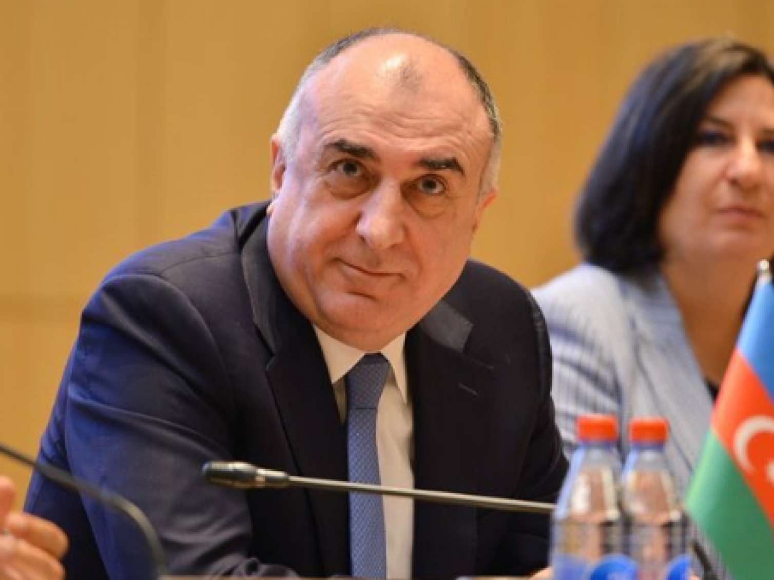 Elmar Məmmədyarov: "O adama Ramazan hədiyyəsi verəcəyəm" 