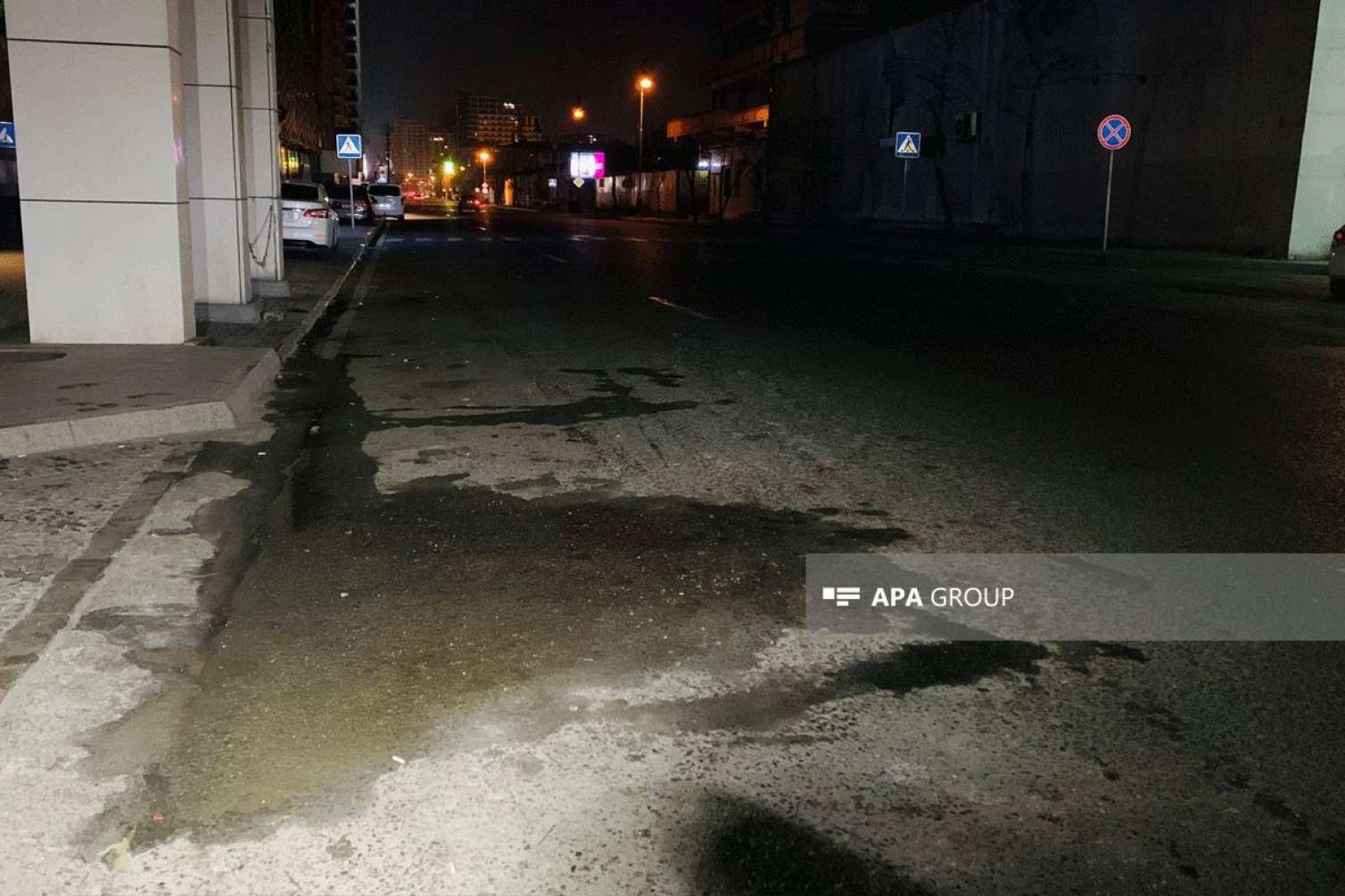 Bakıda MİS əməkdaşı maşınların arasında qalaraq iki ayağını itirdi - FOTO - VİDEO 