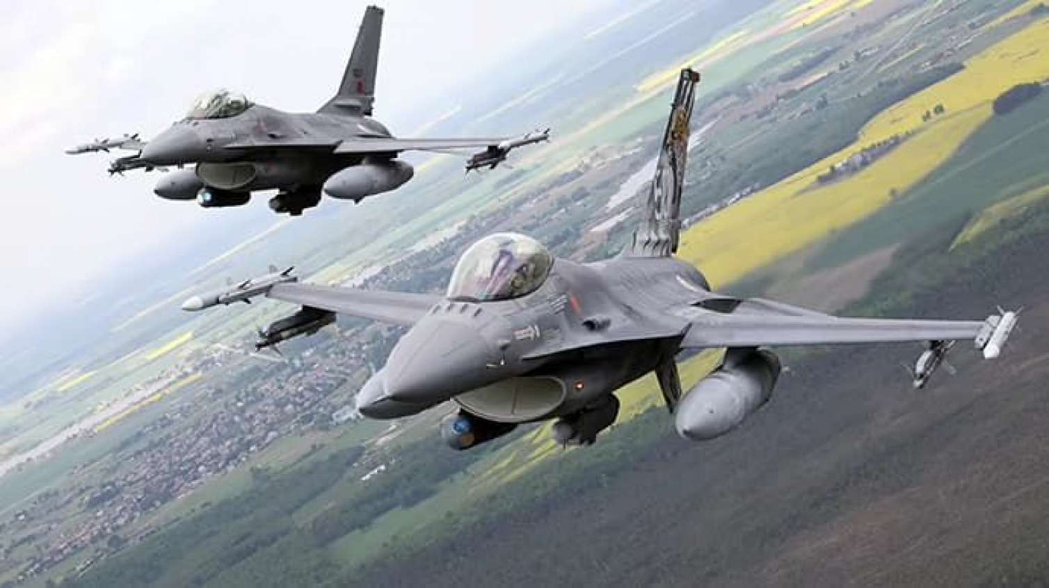 Ukraynanın aldığı F-16-ların sayı açıqlandı 