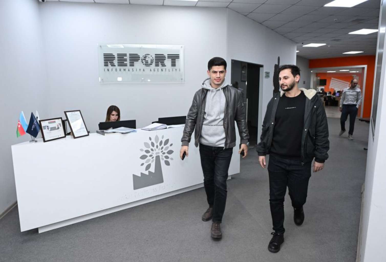 “Report”un 10 yaşı tamam olur - FOTO 