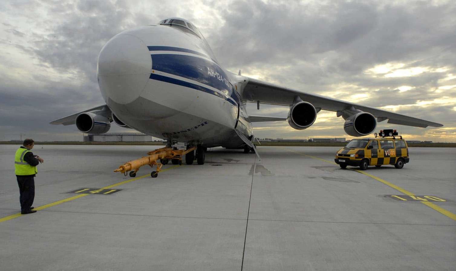 Rusiyada 7 aeroport müvəqqəti bağlandı 