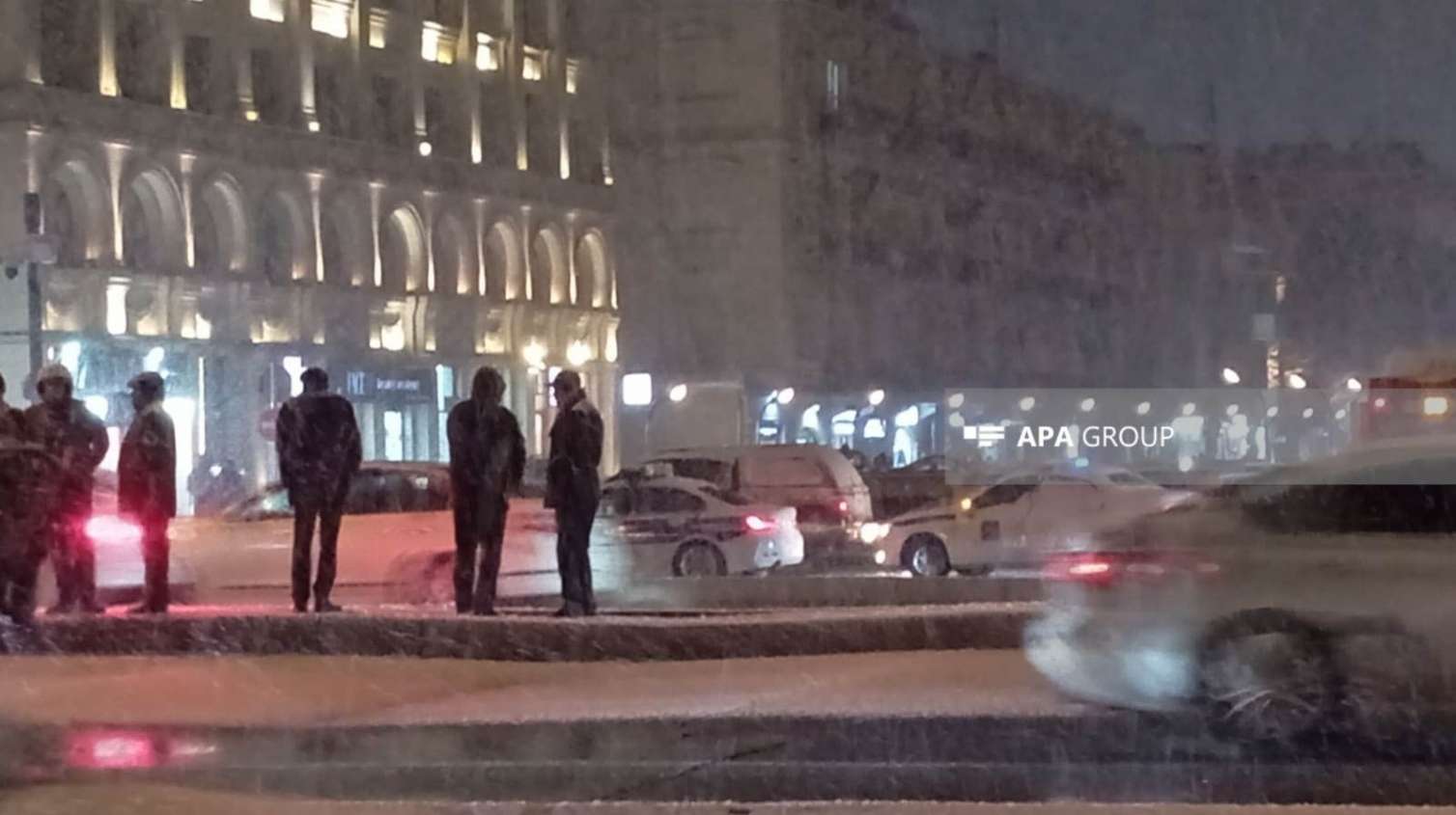 Bakıda yol çökdü - Sıxlıq yarandı - FOTO+YENİLƏNİB 