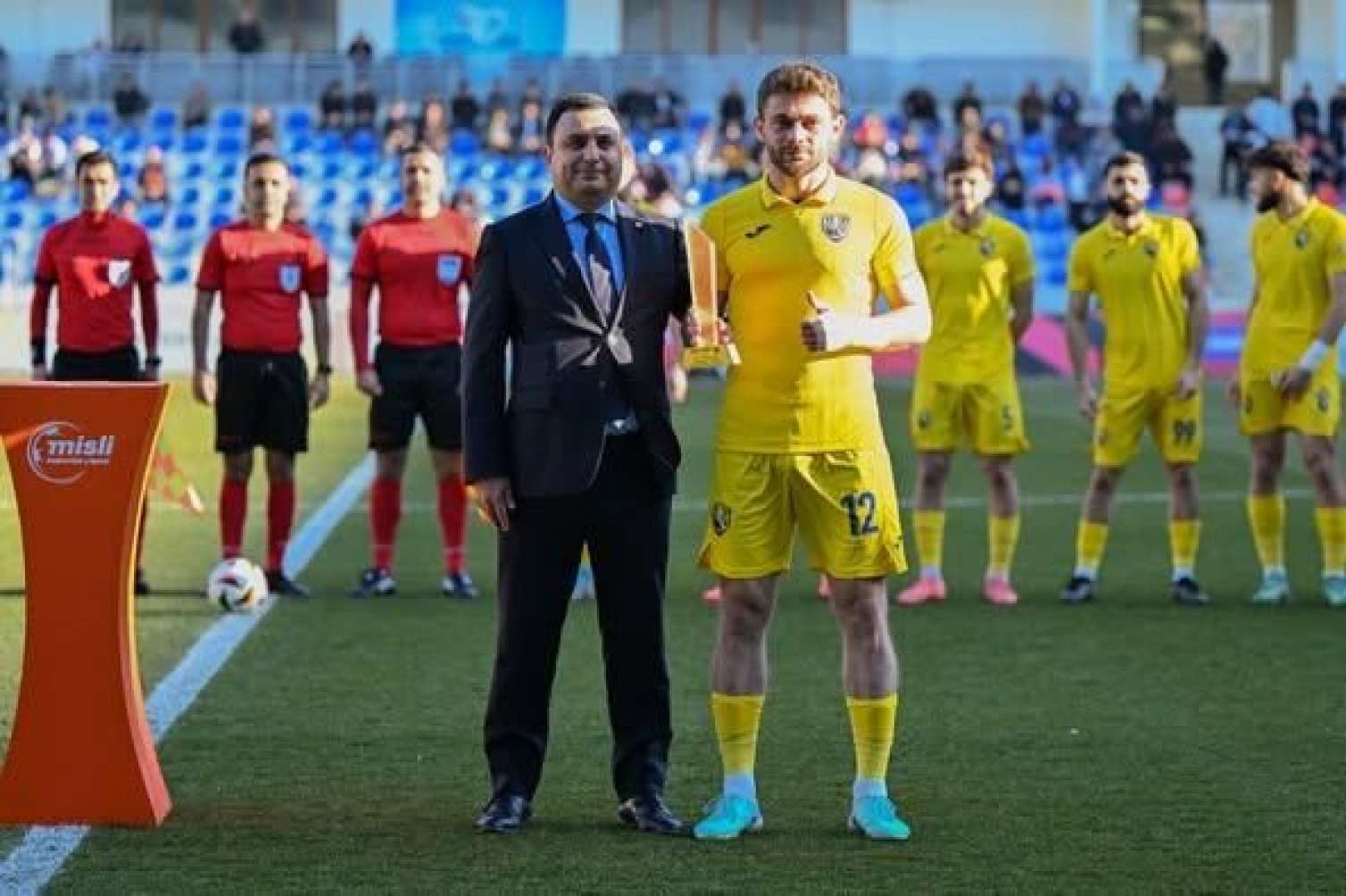 Ayın ən yaxşı qolunun müəllifi mükafatlandırıldı - FOTO  