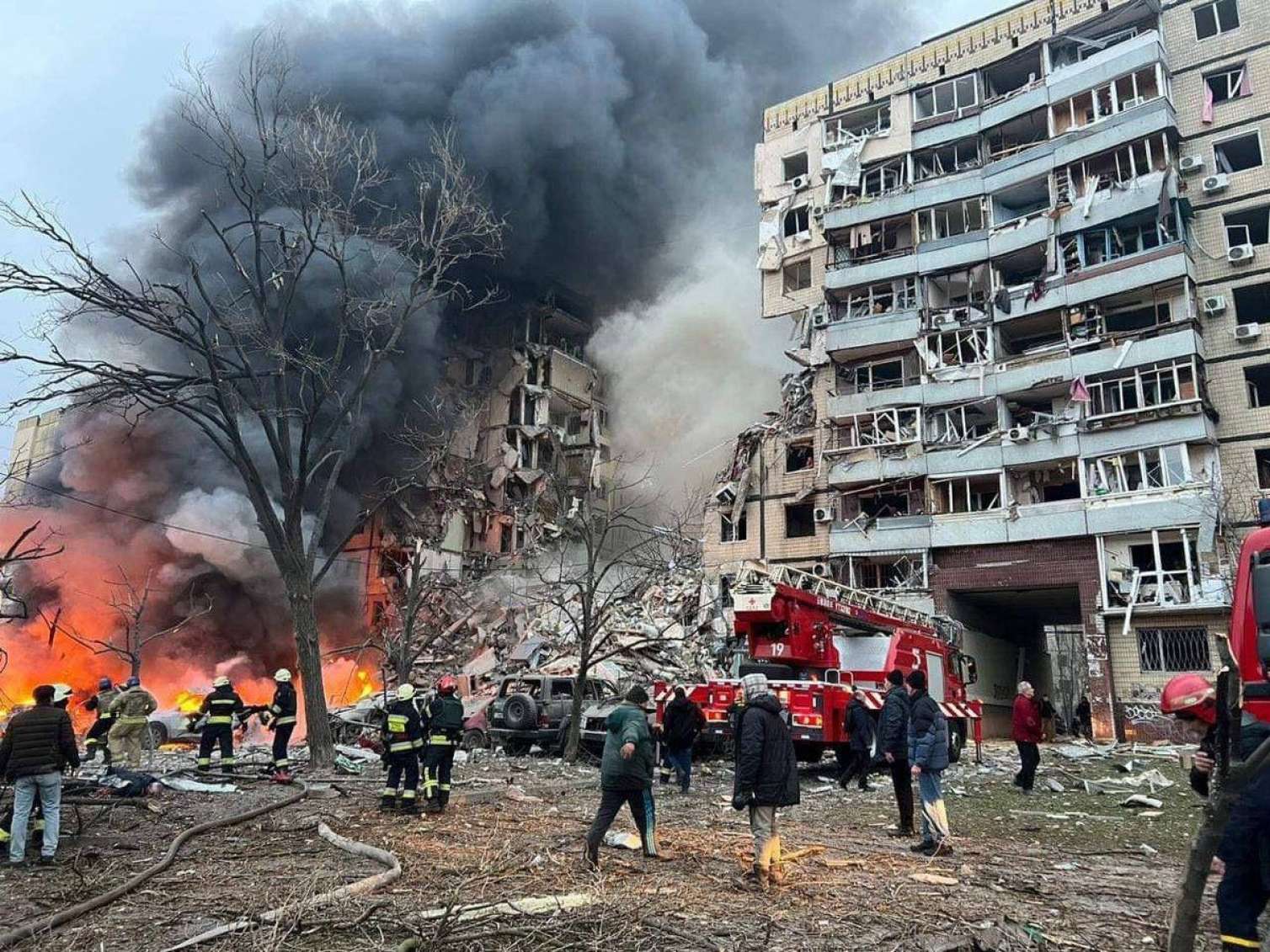 Rusiyanın Ukrayanaya kütləvi raket və PUA hücumu - SON DURUM 