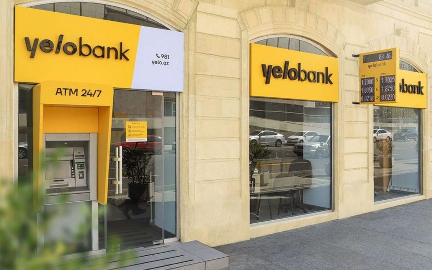 "Yelo Bank”ın filial müdiri müştərinin çənəsini sındırdı - Araşdırma başladı - YENİLƏNİB 