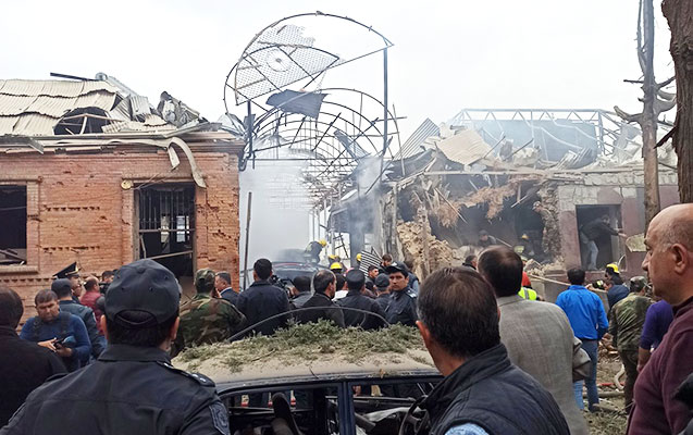 Bakupost.az - Ombudsman: Gəncənin bombalanması hərbi cinayətdir