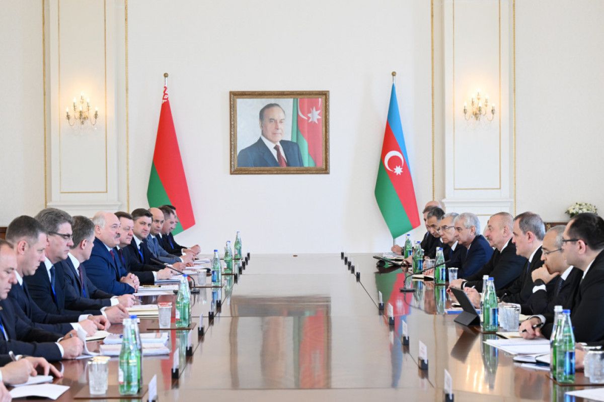 Встреча Алиева с Лукашенко в расширенном составе - ФОТО 
