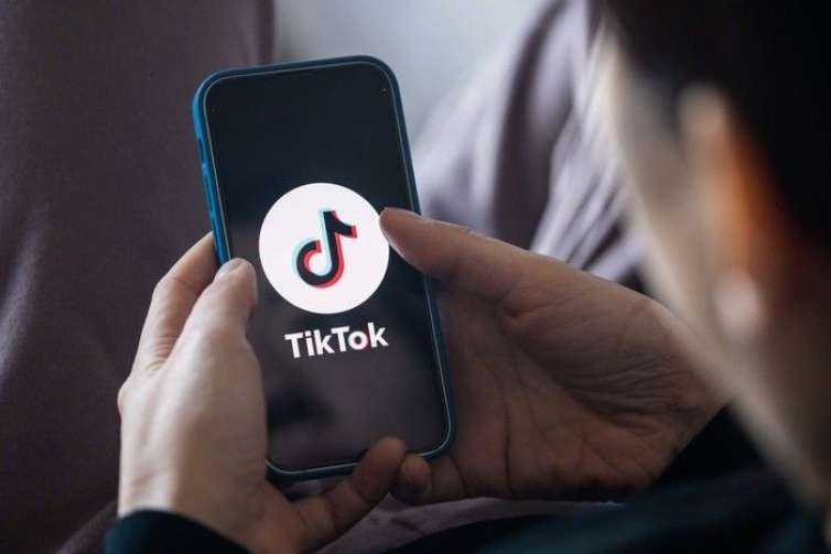 Bu ölkə "TikTok"u bağlayır  