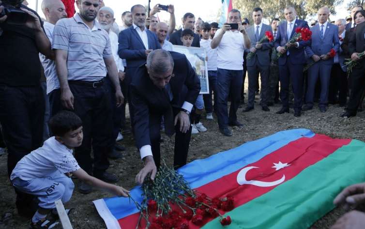 Şəhid Elman Çıraqov Şirvanda torpağa tapşırıldı -  FOTO 