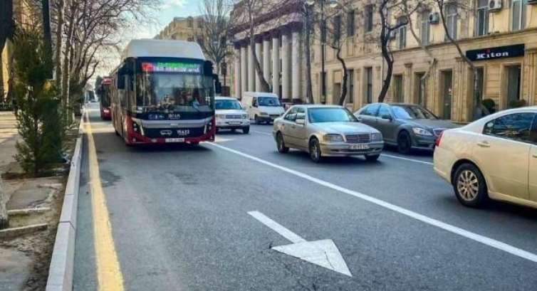 Bakıda bu yolda avtobus zolağı ləğv edildi 