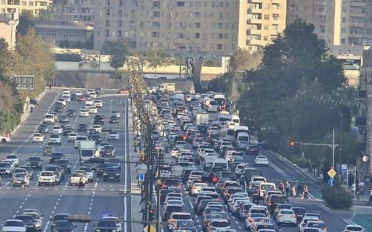 Hazırda bu yollarda tıxac var -  Siyahı