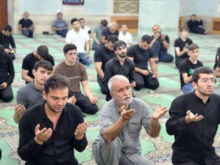 Qəzada həlak olanlar “Cümə məscidi”ndə anıldı - FOTO 